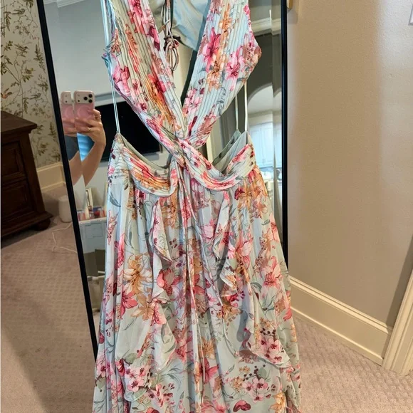 ASTR Floral Pleated V-Neck Cutout Maxi Dress - Blue and Pink - Picture 4 of 5